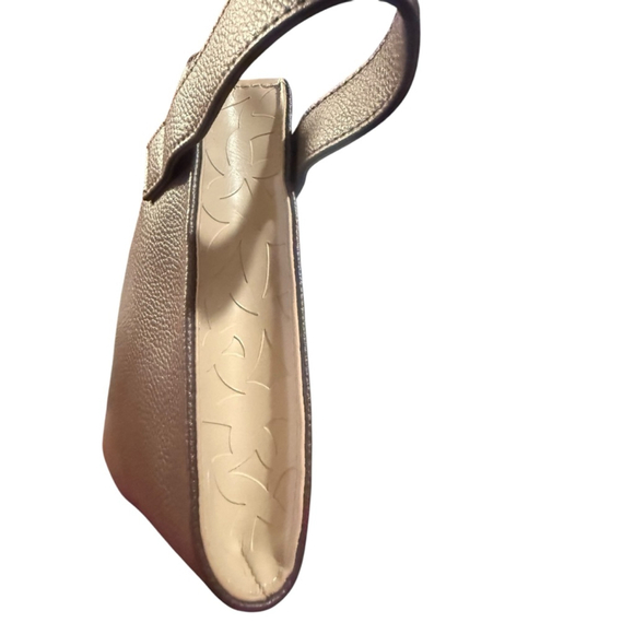 BVLGARI Brown Leather Travel Toiletry Bag Dopp Kit Emirates Exclusive - Picture 5 of 9